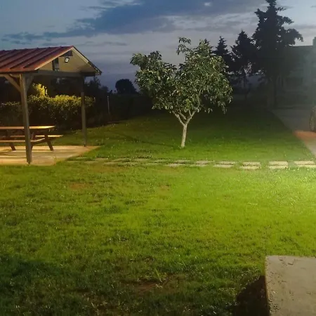 בית נופש Armonia House Dikella