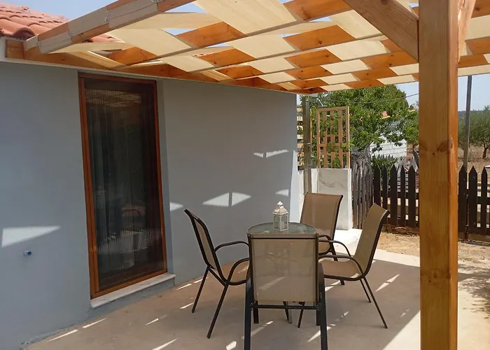 Armonia House * Dikella